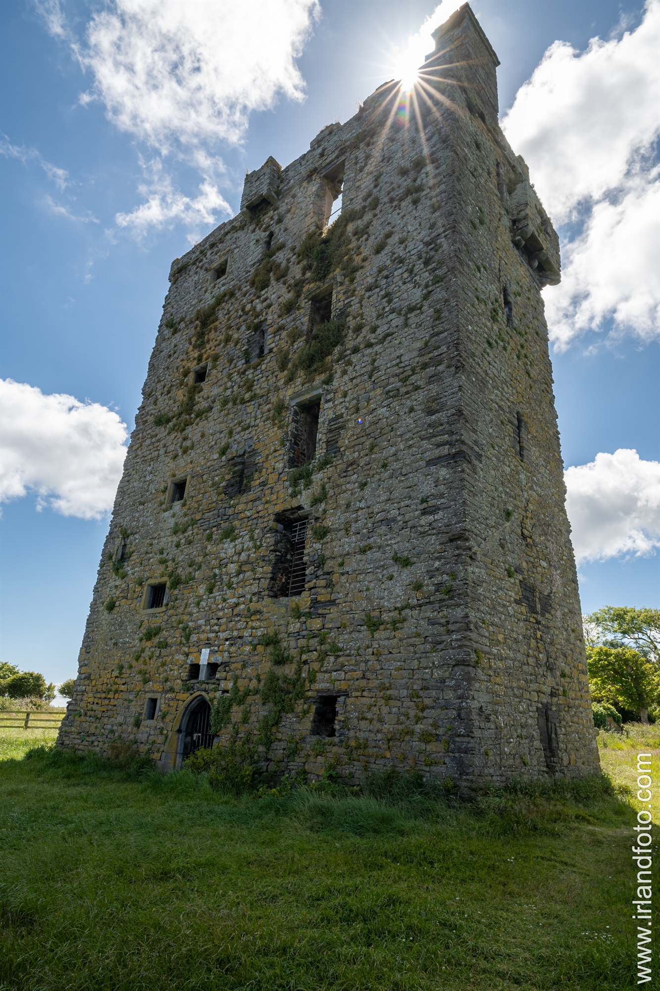 Carrigaholt Castle